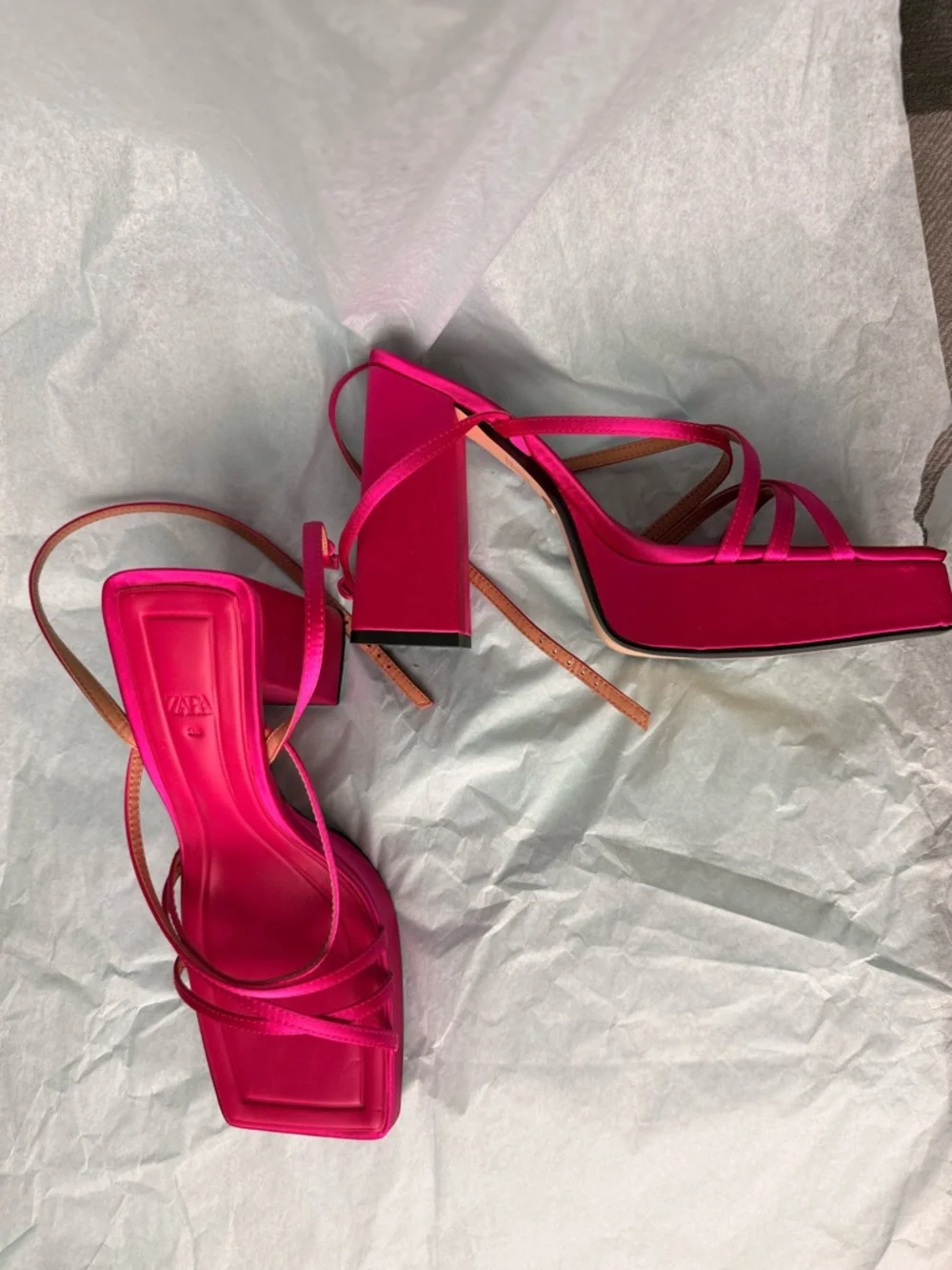 Zara NEW Hot Pink Strappy Block Heel platform Sandals - Picture 6 of 6